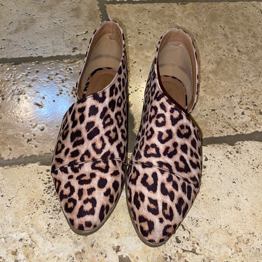 Leopard print Royale style flats